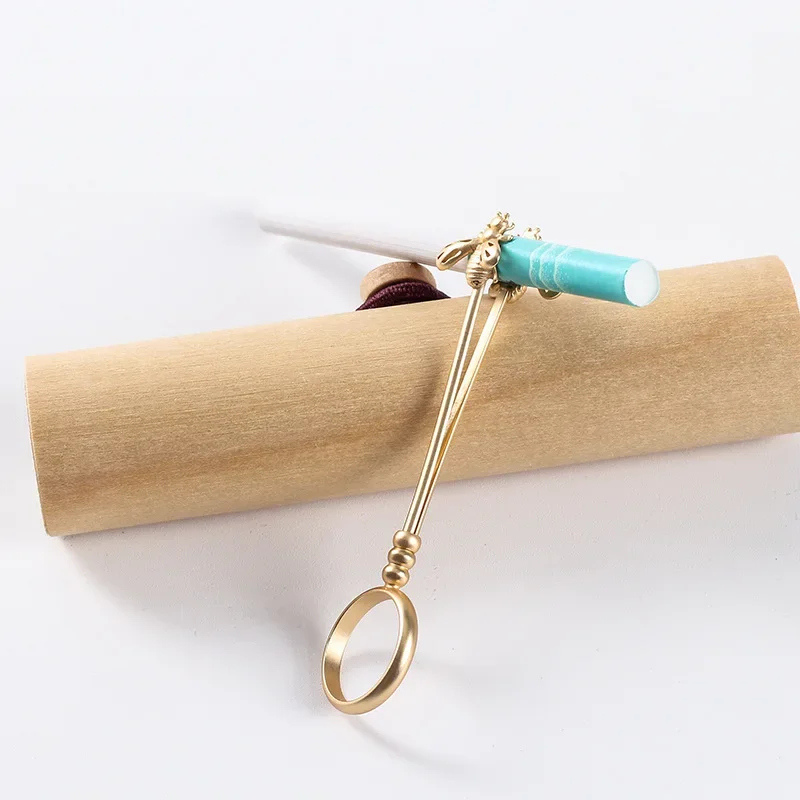 New Bee Vintage Cigarette Holder Ring Rack Rose Metal Finger Clip