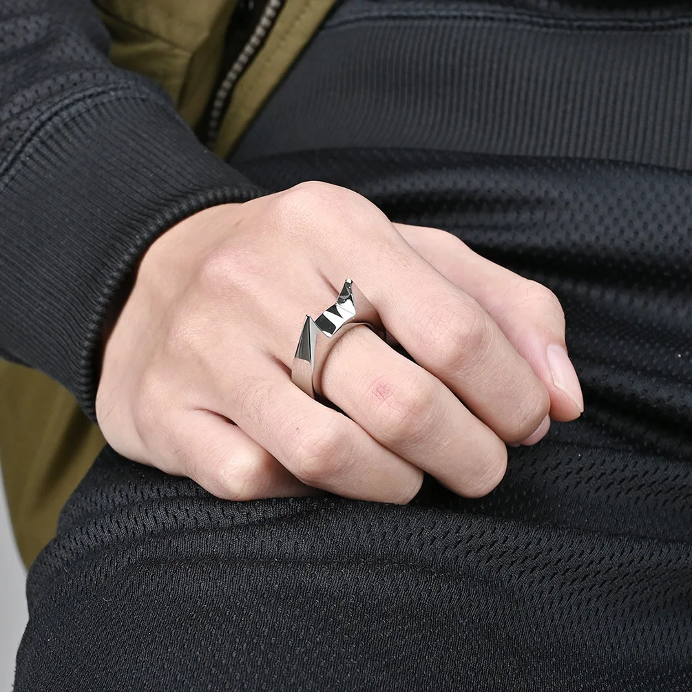 Self-Defense Ring Portable Finger Weapons Survival Outdoor Emergency Anti  Wolf Punk Rings Protector - Price history & Review, AliExpress Seller -  MeMolissa C Store