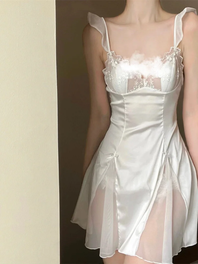 Girl Lace Pajamas Lacework Pendent Pyjamas Ladies Spring Autumn Sleepwear V Neck Tulle Nightdress Solid Color Ice Silk Nightgown