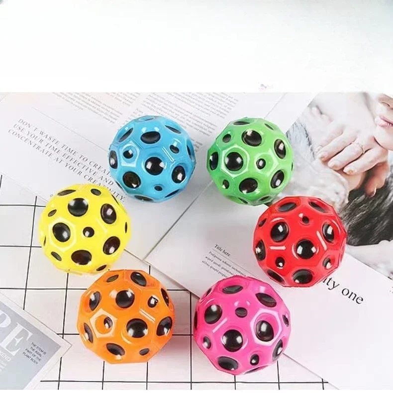 GalaxySoftBouncyBallAntifallMoonShapePorousBouncyBallPopping