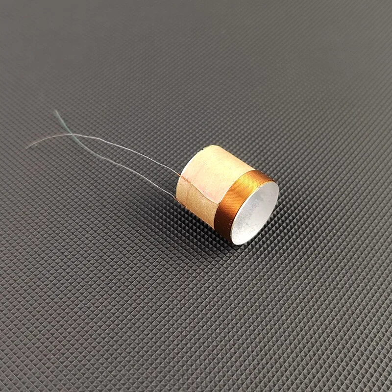 14.3mm / 14.3 코어, 백색 알루미늄으로 제작된 고주파 보이스 코일, 스피커. 전체 직경 15mm, 와이어 높이 4mm, 4옴.