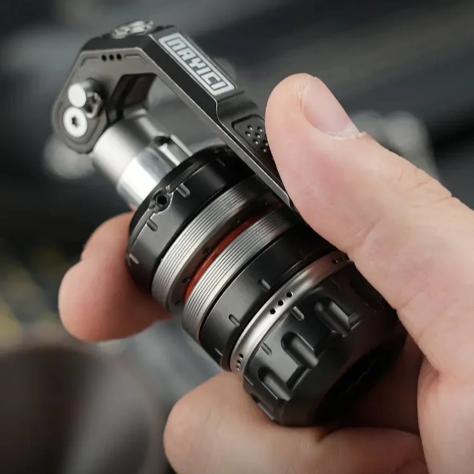 フィジェットおもちゃ EDC おもちゃスピナー戦術手榴弾ジルコニウム