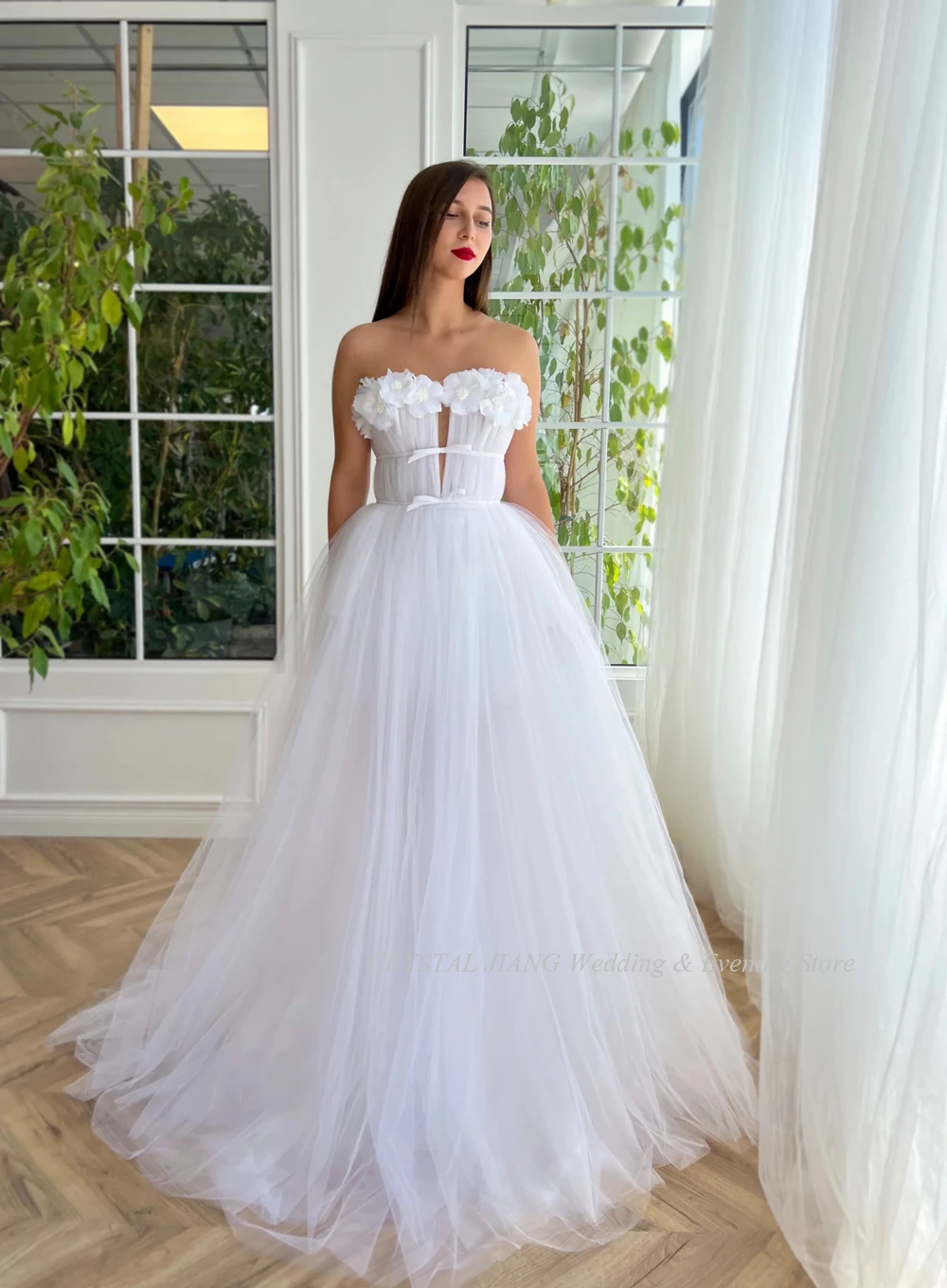 

Elegant Strapless Ball Gown Handmade Flowers Prom Dress Custom Made Sleeveless Soft Tulle Long Evening Party Gowns 2023