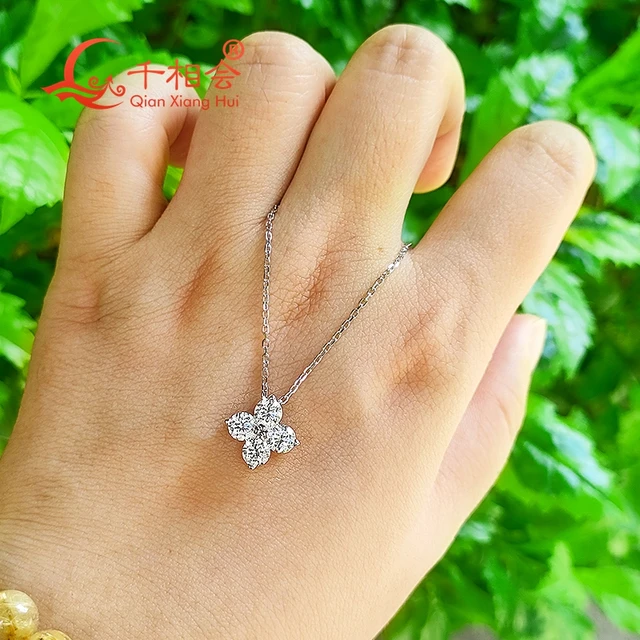 모이사나이트의 빛나는 매력으로 행운과 사랑을 기원하는 S925 실버 펜던트 목걸이