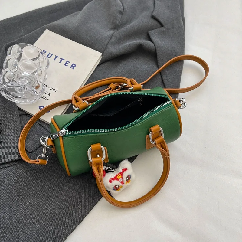 Boston Bag 2024 New Women's Bag Contrast Color Fashion Versatile High end High Capacity Casual Crossbody Handbag
