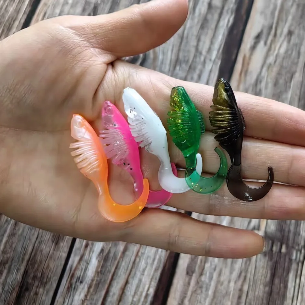 15PCS PVC Floating Soft Bait Soft Worm Two Strokes Wobbler Fishing Lure 4.5cm 1.85g 6 Colors T Tail Soft Worm Fishing
