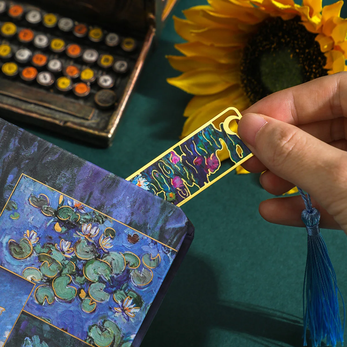Metal Sunflower Hollow Bookmark Chinese Style Creative Painted Book Holder Tassel Pendant Kids Stationery School Supplies 1 Pc