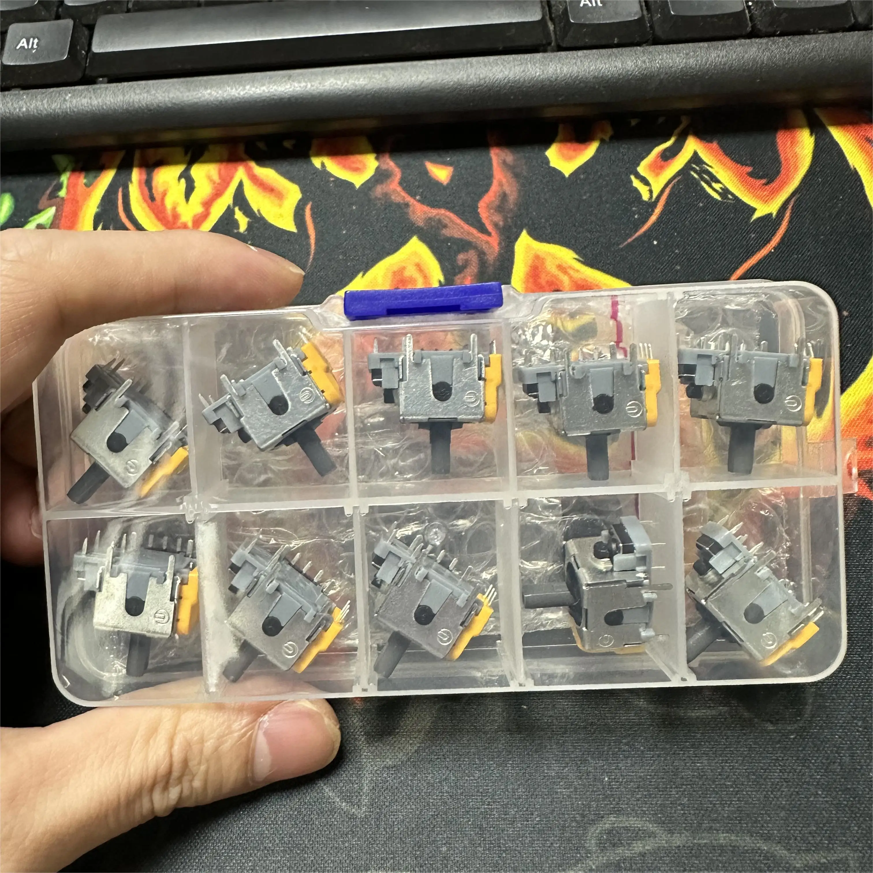 Hall joystick for PS4 10pcs Hall electromagnetic joystick 10 million life game console handle rocker No Drift