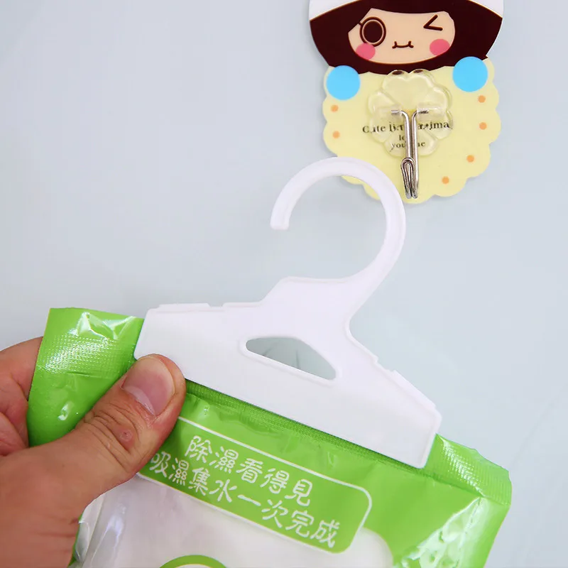 Wardrobe Dehumidifying Bag Cabinet Moisture Absorber Hanging Antihumidity Bags Dry Bag Eco Friendly Closet Dehumidizer