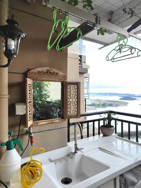 ドア付きウォールミラー　インド製　ビンテージ品 ドア付きウォールミラー インド製 ビンテージ品