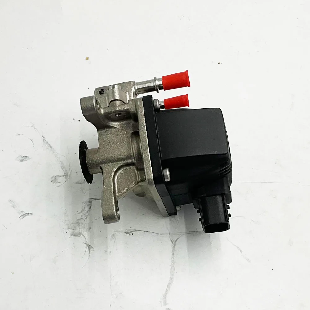 A0001405339 A0001405439 Urea Pump Adblue Doser Dosing Module Injector A0001405239 A0001403939 For BENZ Actros MP4 Arocs Truck