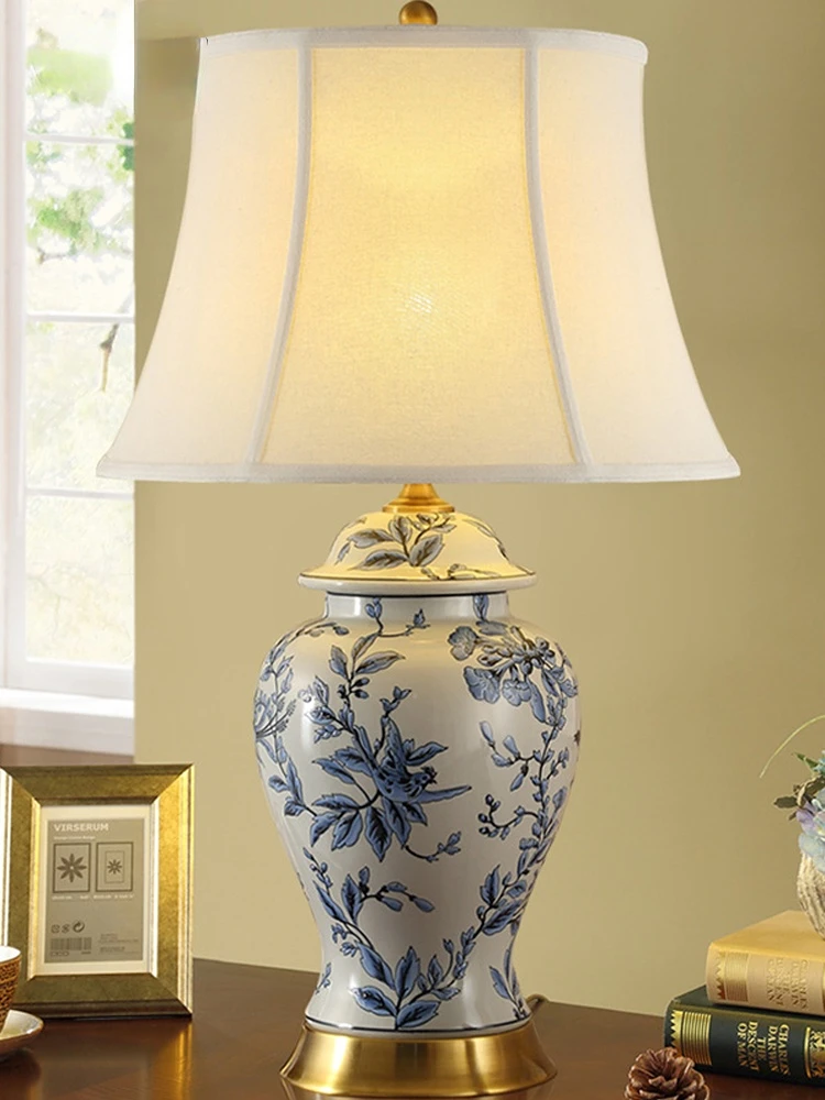 Chinese Style Jingdezhen Ceramic Lamp Blue and White