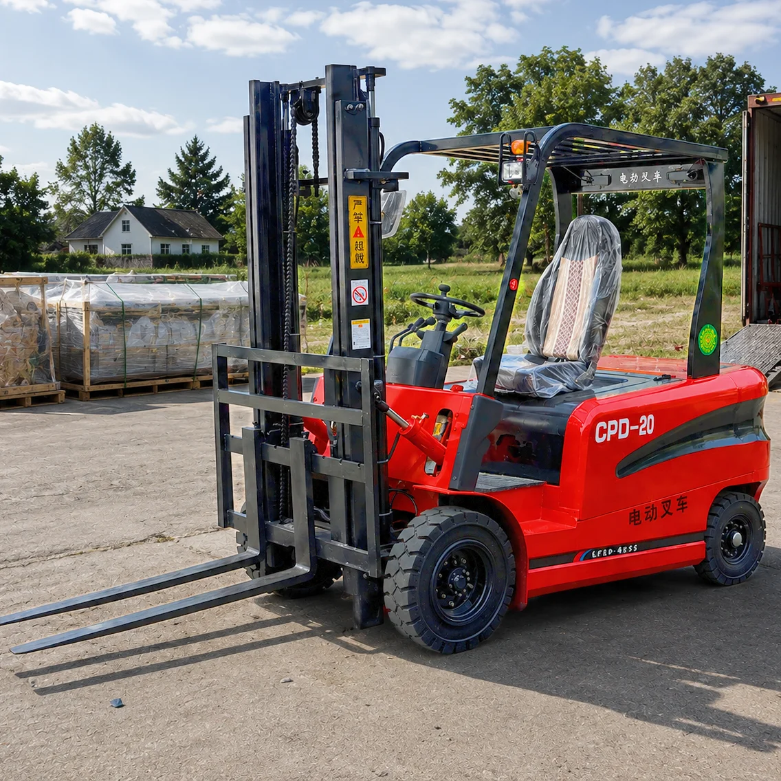 Maßgefertigter 2,0-Tonnen-Gabelstapler, Schwerlast-Materialhandhabungsgerät für Lager, Industrie, Logistik und Fabrik.