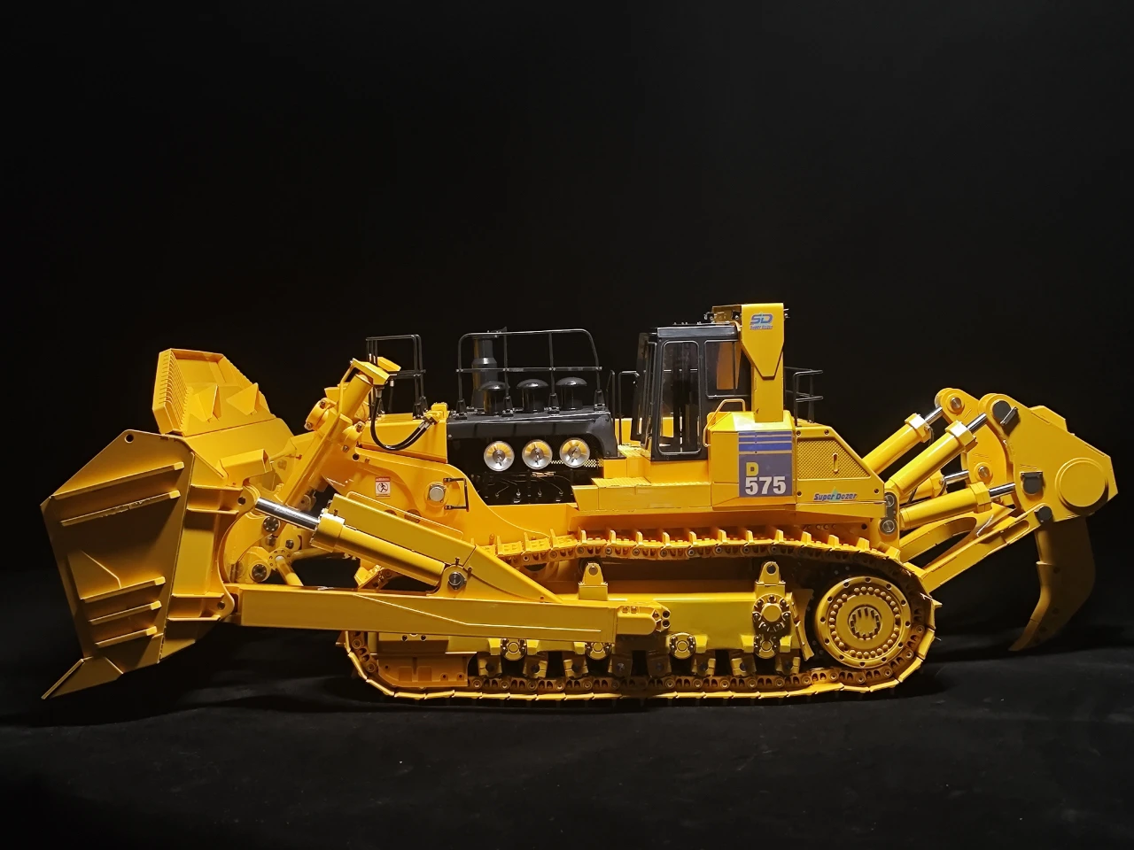 1/14 스케일 JDM 575 메탈 RC 불조더 헤비 듀티 도저 머신 Frsky X14 무선 조종 건설 차량 라이트 사운드 모델