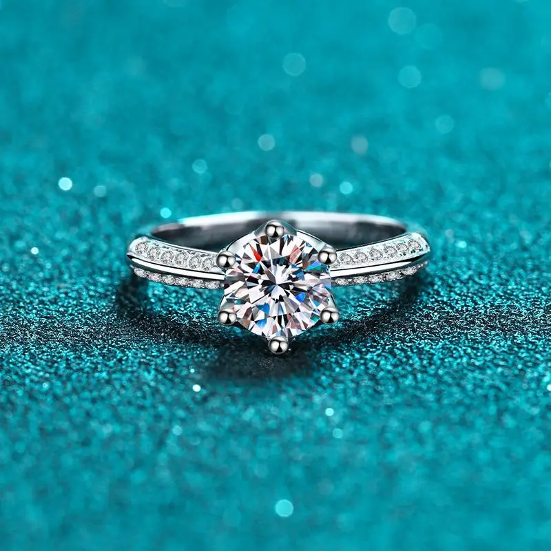 Set Six Claws 1/2Ct Moissanite Diamond Women Ring Simple Rings Platinum Pt950 Side Stone Fine O Fashion Certificate Tipo Di Articolo