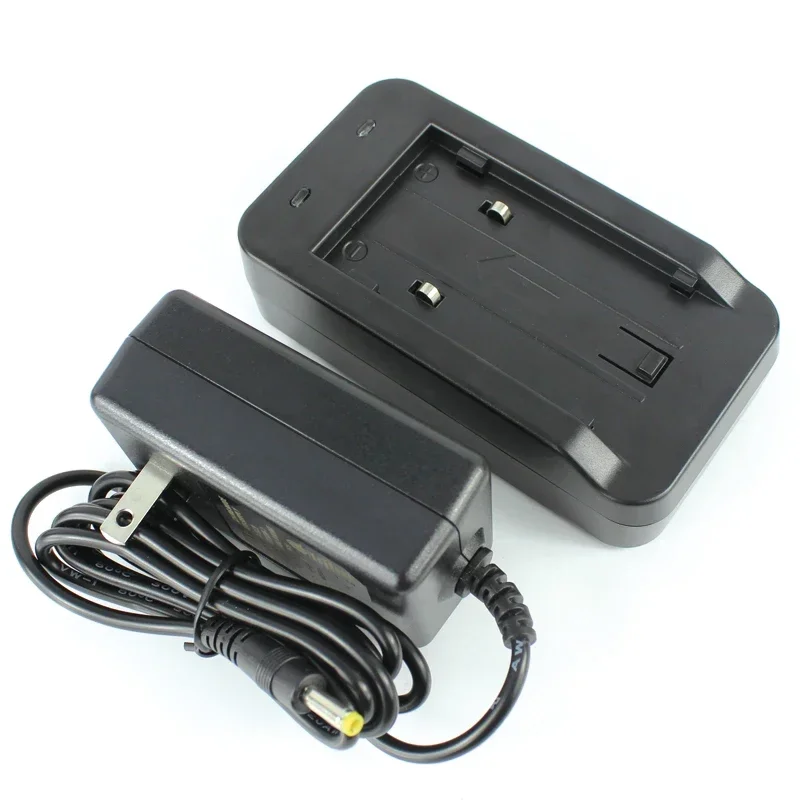 

Geomax ZT 20 /20R/30R ZCH302 Battery Charger Geomax ZT 20 /20R/30R ZOOM 20/30/35PRO GEB302 Charger