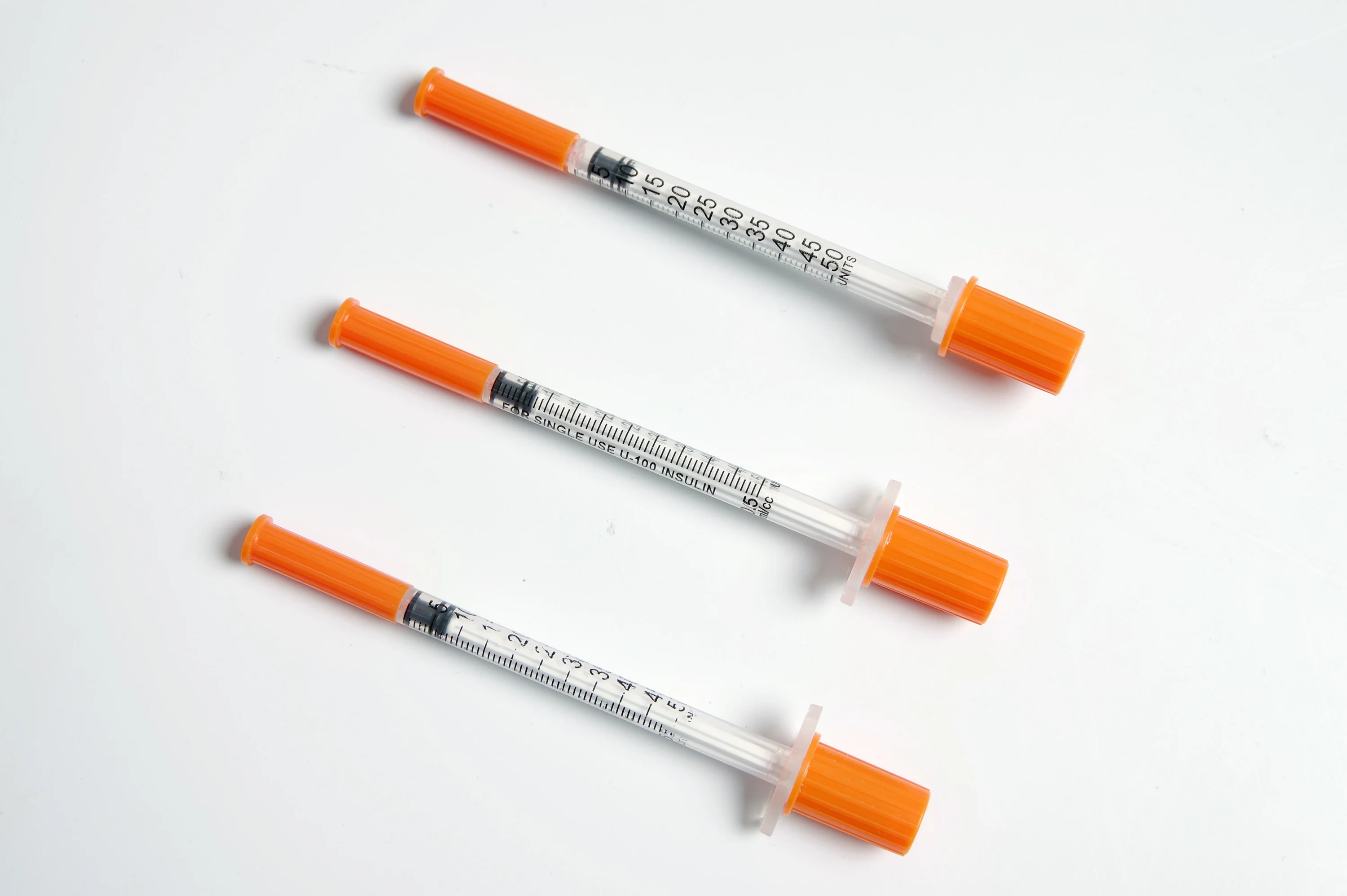 0.3ml*0.5ml*1mlDisposable Plastic Syringes Sterile Individually Packed Syringes for Farm Pets Lab Supplies
