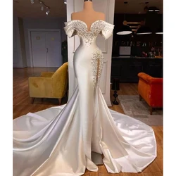 STEVDITG Elegant Women Wedding Dress Satin Fashion Sweetheart Pearls Beading Side Slit Court Train Mermaid Gown Bride Dress