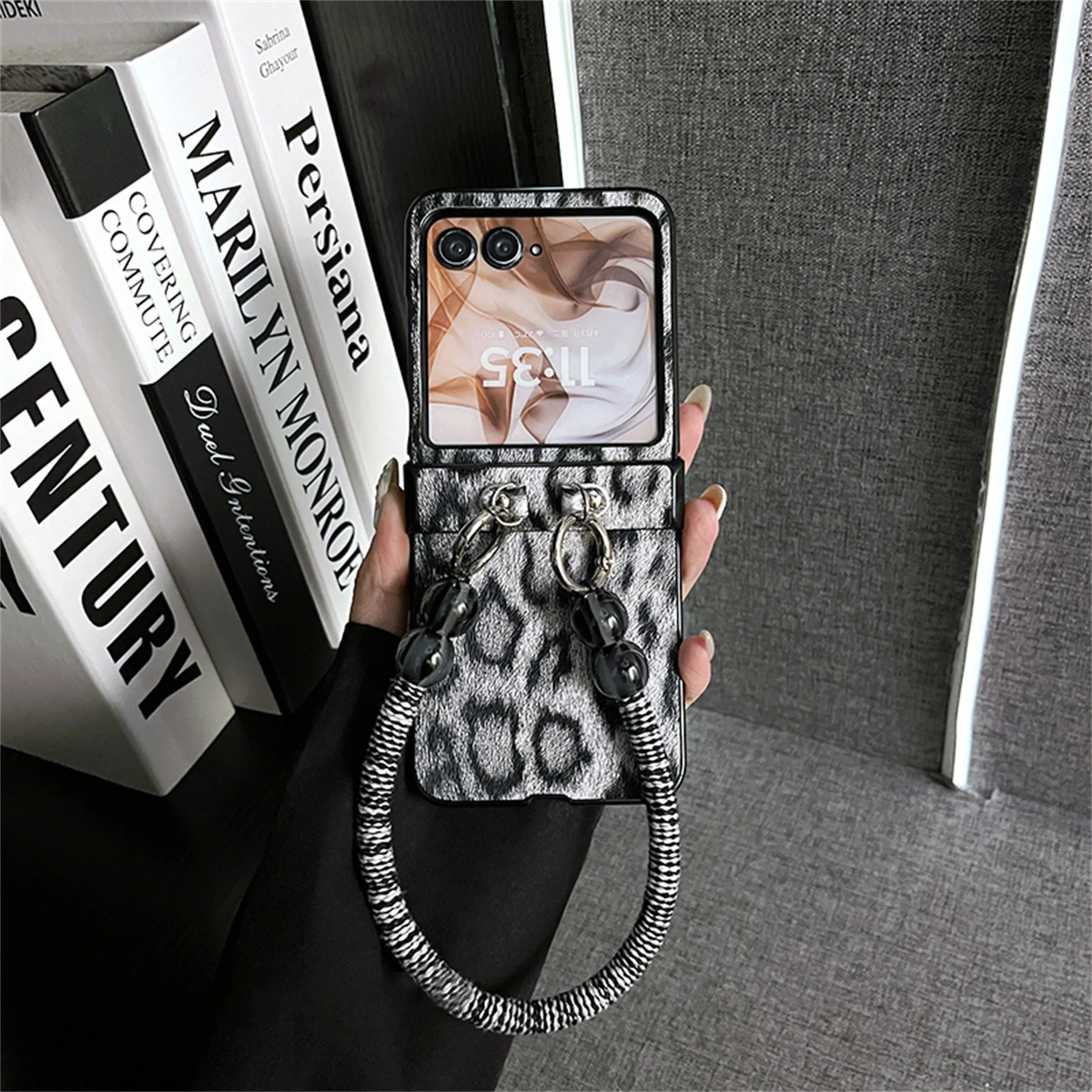 Korean Luxury Silver Leopard Phone Case with Retro Beaded Rope