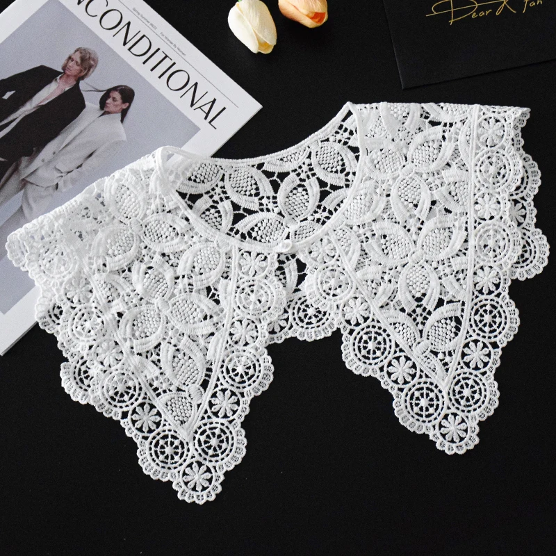 

Versatile skirt, handmade Hanfu, cloud shoulder embroidery decoration, knitted hollowed out lace, fake collar, scarf, mesh, red