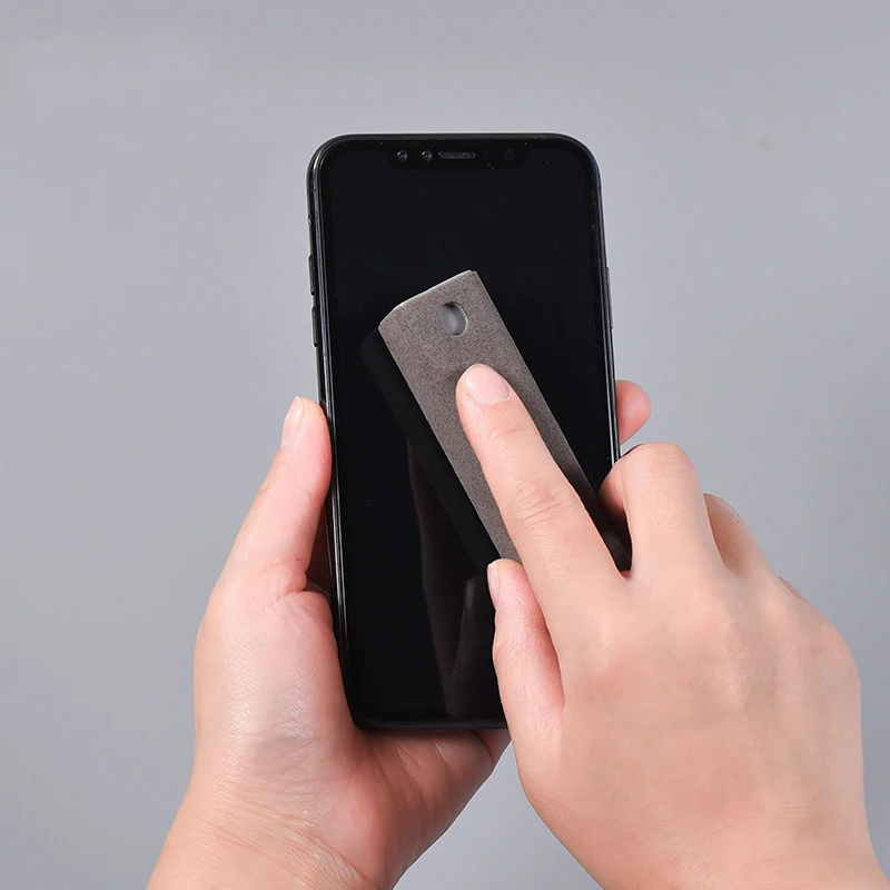 2 In 1 Phone Screen Cleaner Spray Tablet Computer Mobile Phone Screen Dust Removal Tool Cleaning Artifact NO Cleaning Liquid 3