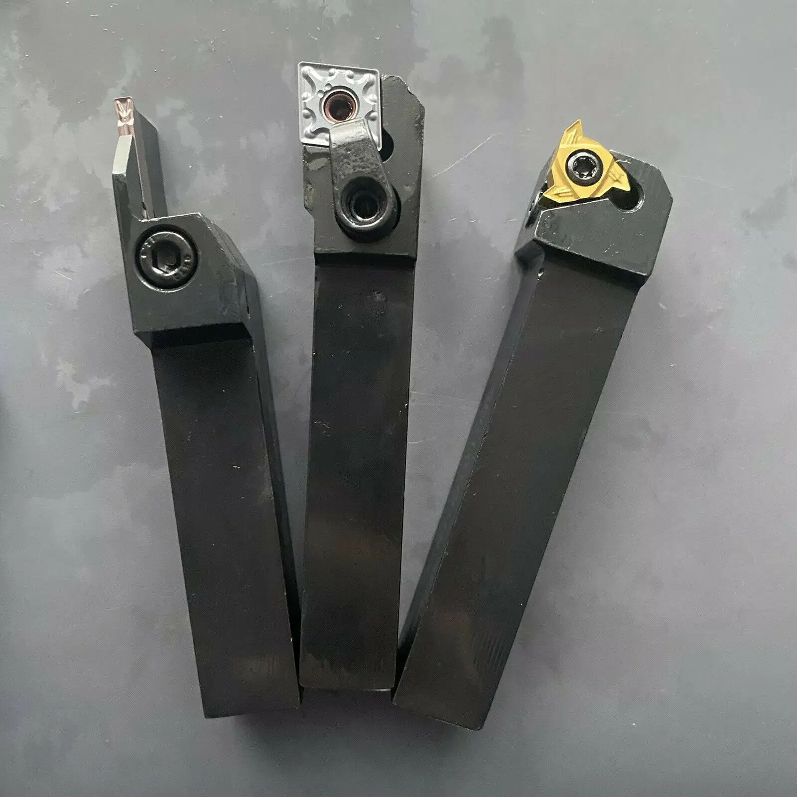 

Вставка для нержавеющей стали, 5/8 дюйма (0,63) SER1616H16 + MGEHR1616-3 + SER1616H16 + 10 шт. CNMG12 16ER G60 MGMN300