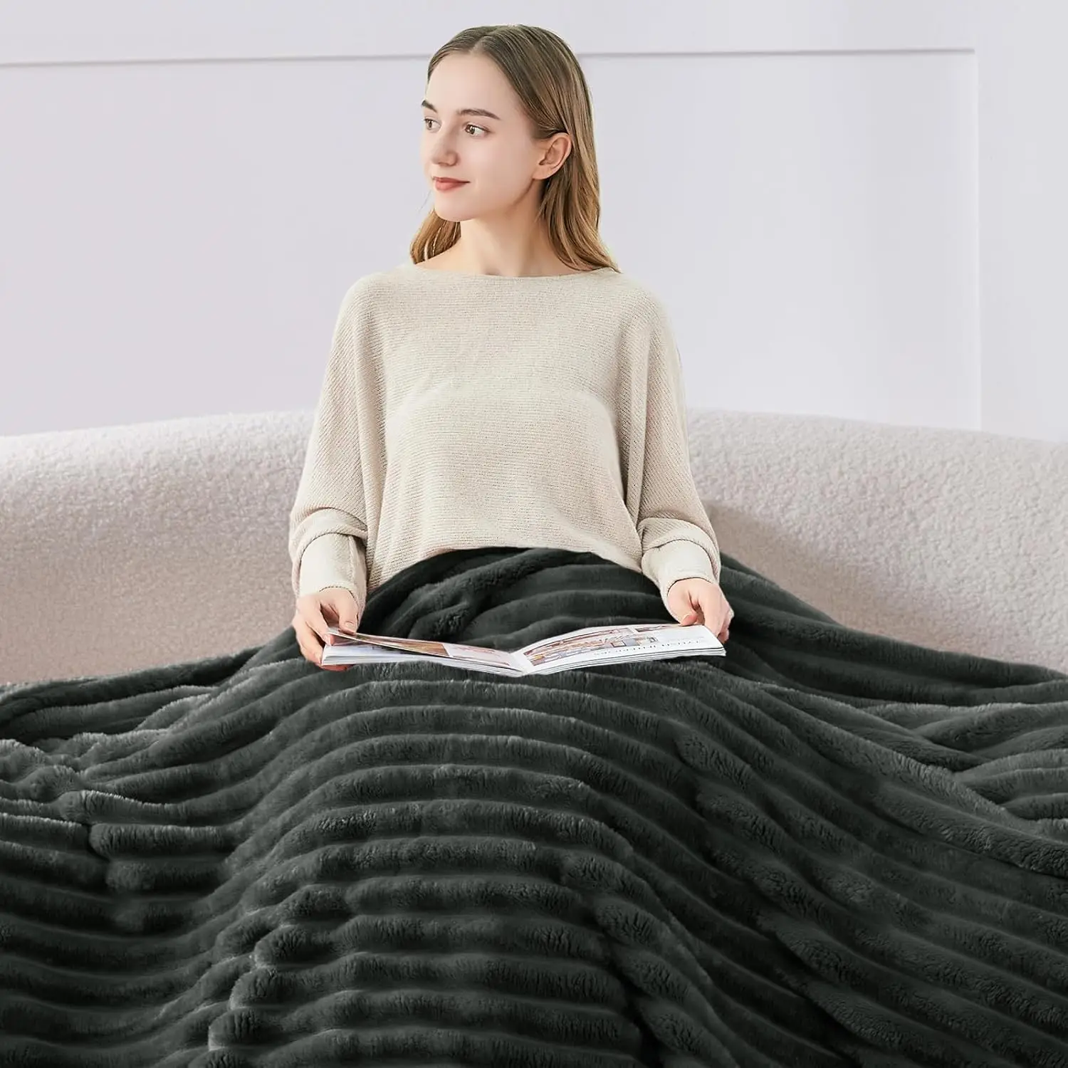 Soft Fleece Throw Blanket 2