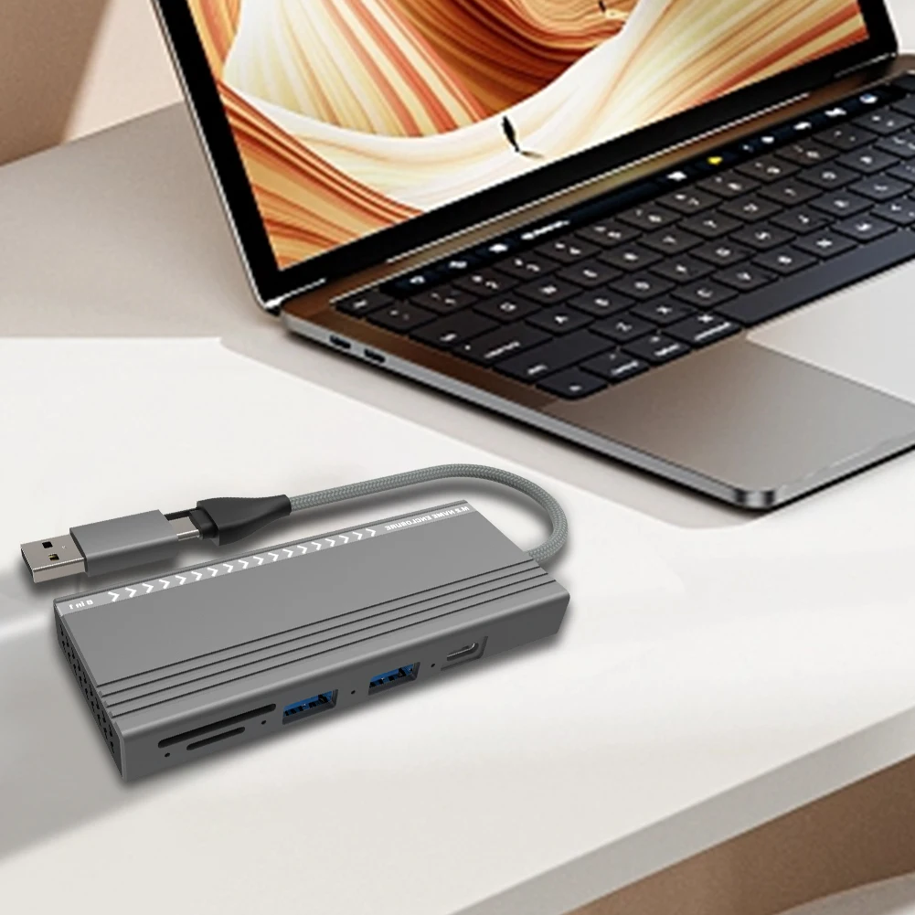 ƮϿ M.2 NVMe/SATA ϵ ̺ ̽, USB C Ÿ , 10Gbps ָ Ʈ ̺, 2 USB 2.0 Ʈ, SD/TF ī , 5  1