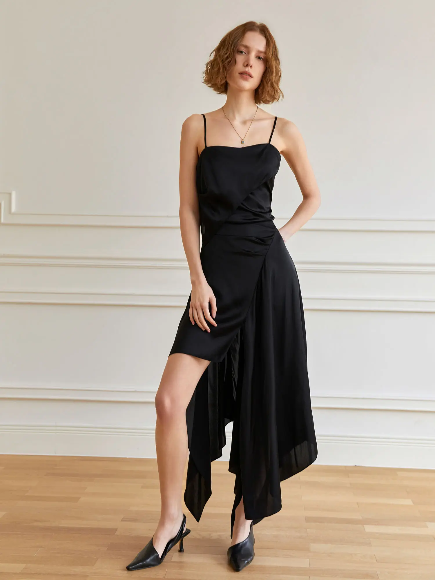 

Banquet Luxury Sense Strap Dress 2023 Women's New Irregular Light Mature Waist Strap Dress