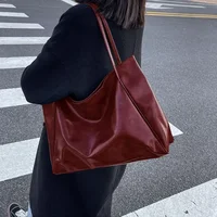 Sac fourre-tout en cuir PU souple pour femme, sac à bandoulière rétro, sacs de seau portables décontractés, poudres sous les bras, grande capacité, mode initiée 1