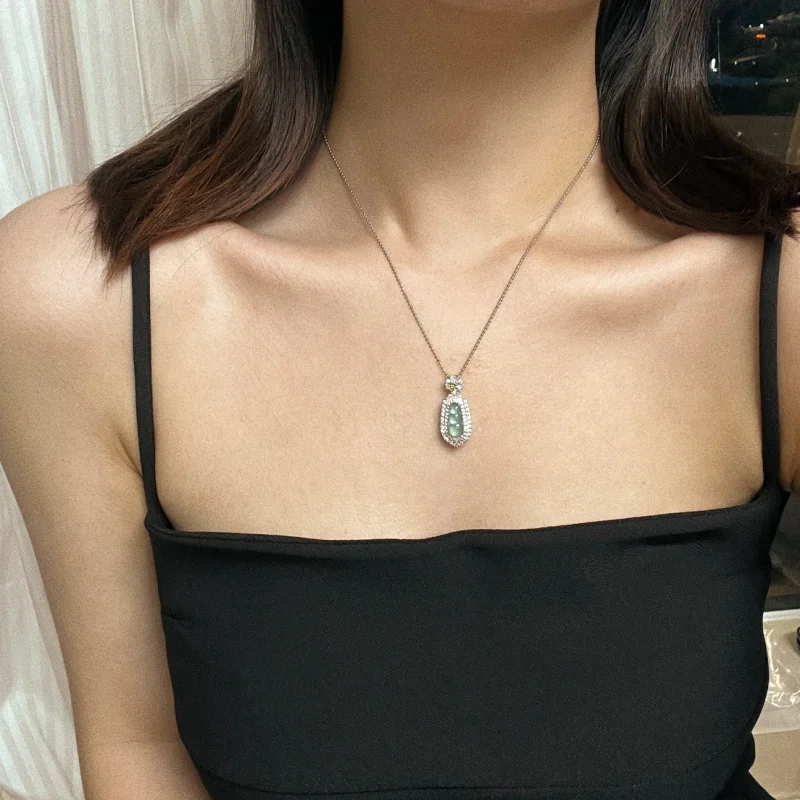 天然翡翠豆ペンダント,レトロ,ナショナルスタイル,再検査をサポート