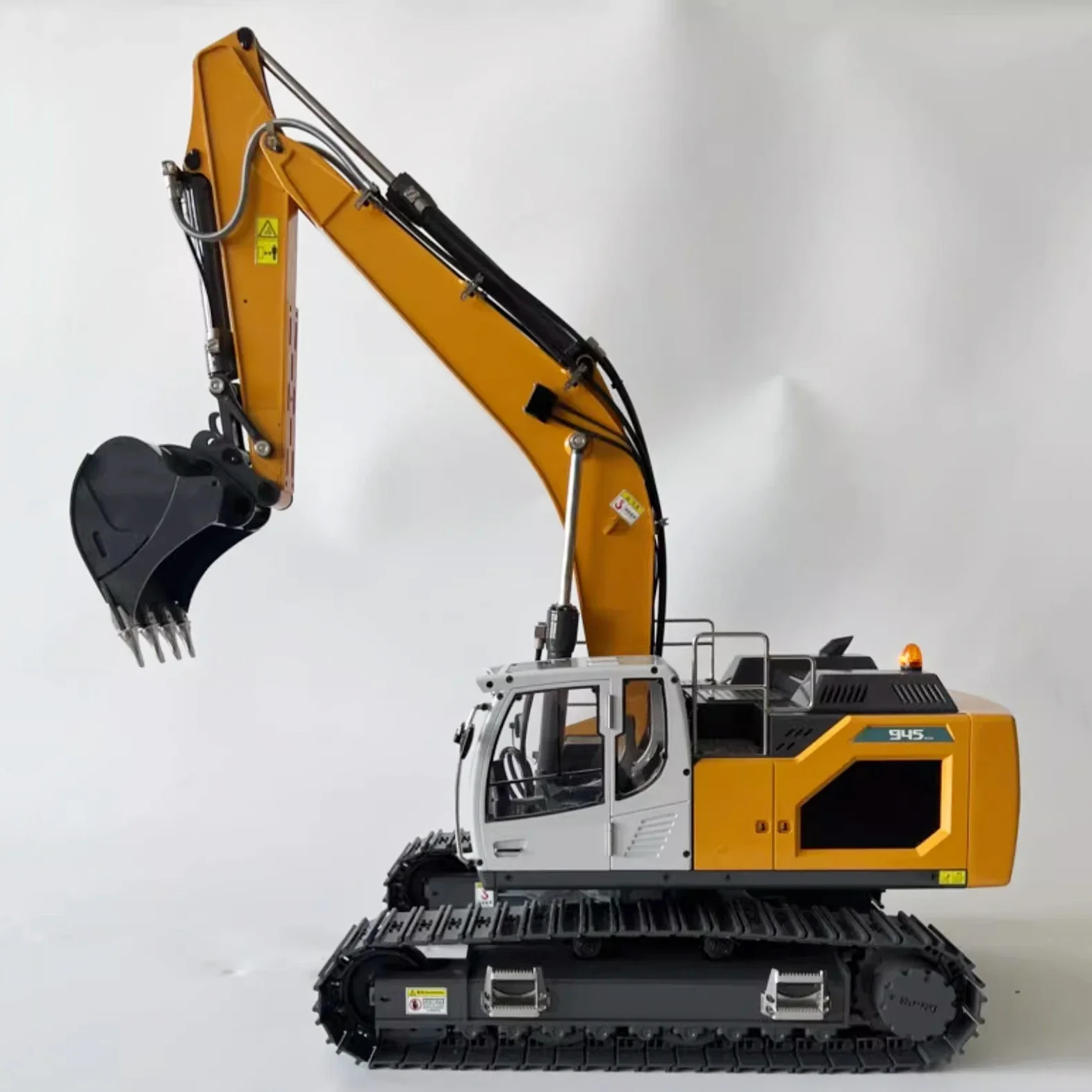 RC Excavator Hydraulic Model 1/14 945 RC Excavator Upgrade 5-way Valve PL18ev RC Engineering Excavator Metal Model Toy 5