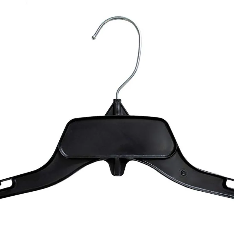 https://ae01.alicdn.com/kf/Sb82f050cd4fb4634b7efdd9dfffd3254n/484-Recycled-Black-Plastic-Hangers-With-Rotating-Metal-Hook-And-Notches-For-Straps-Great-For-Shirts.jpg