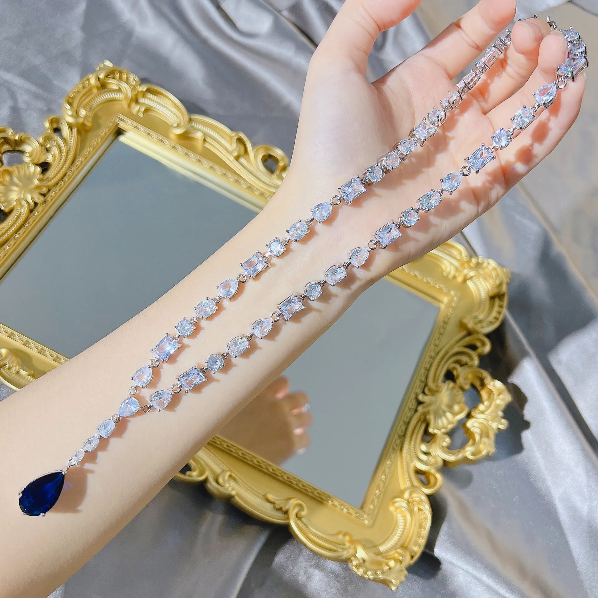 Rhinestone Sapphire Necklace Designer Azure Galaxy Water Drop Brilliant High Carbon Diamond Luxury Party Wedding Necklace