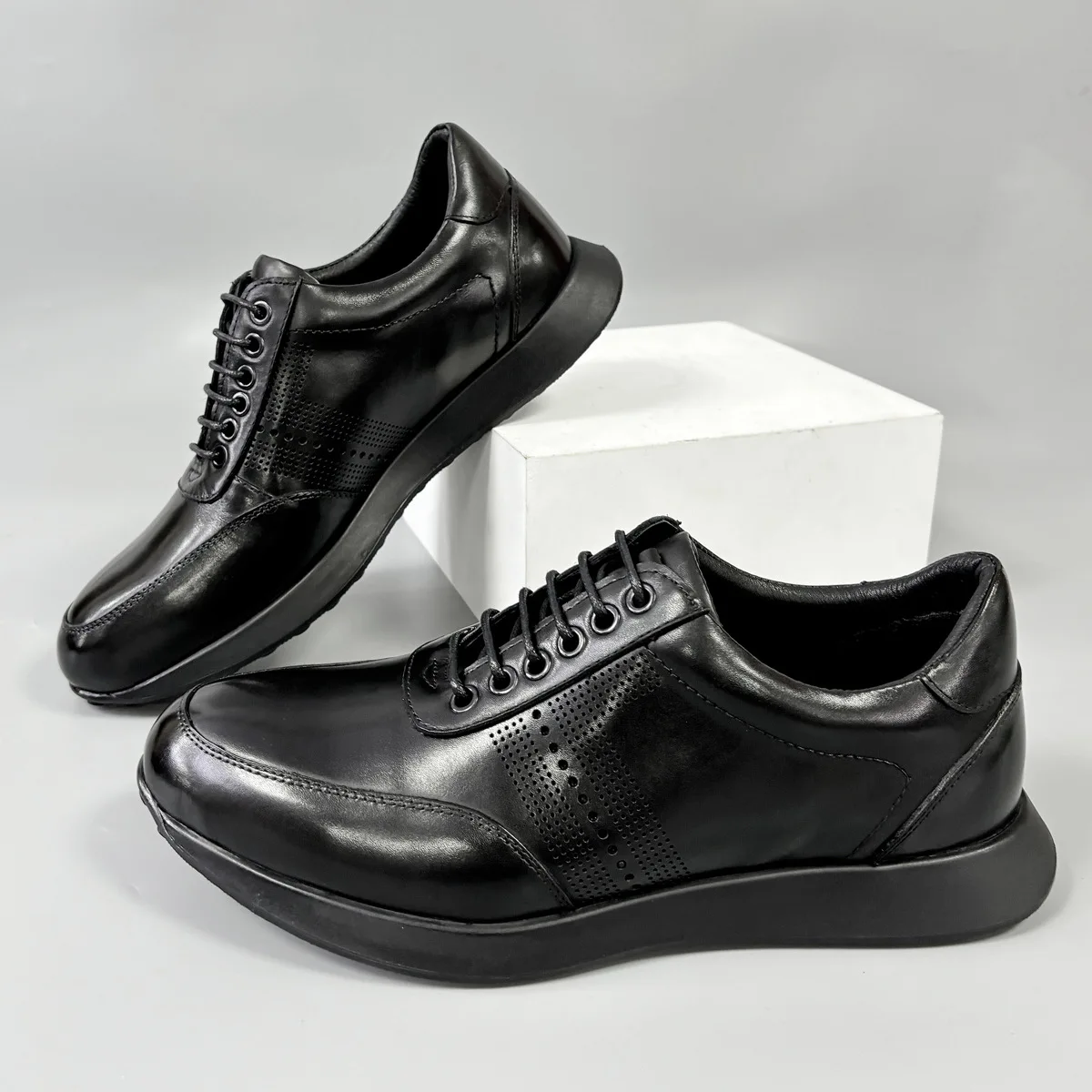 Mens Casual Shoes Genuine Leather Business Work Office Shoe for Men Cow Leather Original Fashion Breathable Sneakers Men 4