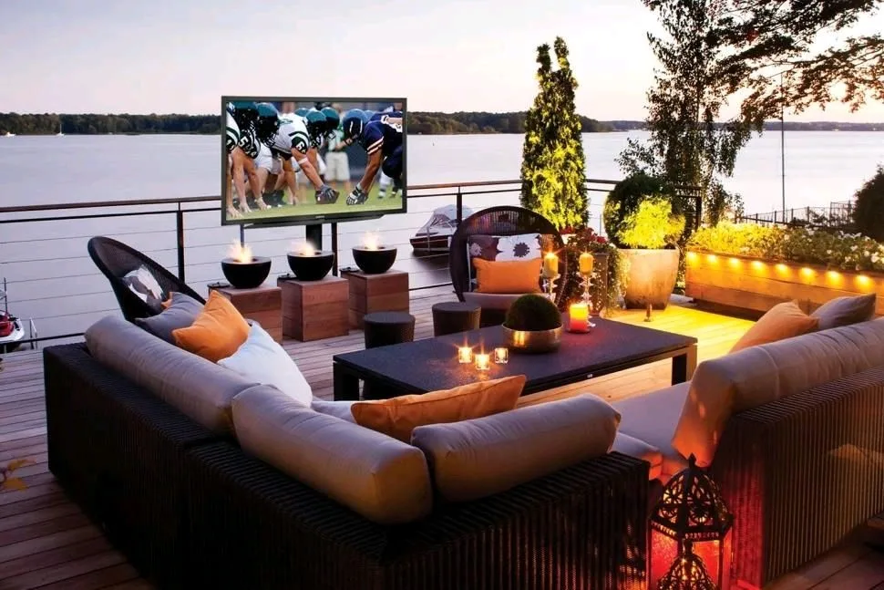 Shenzhen Manufacturing 55 Inch Outdoor TV Waterproof UHD Smart TV