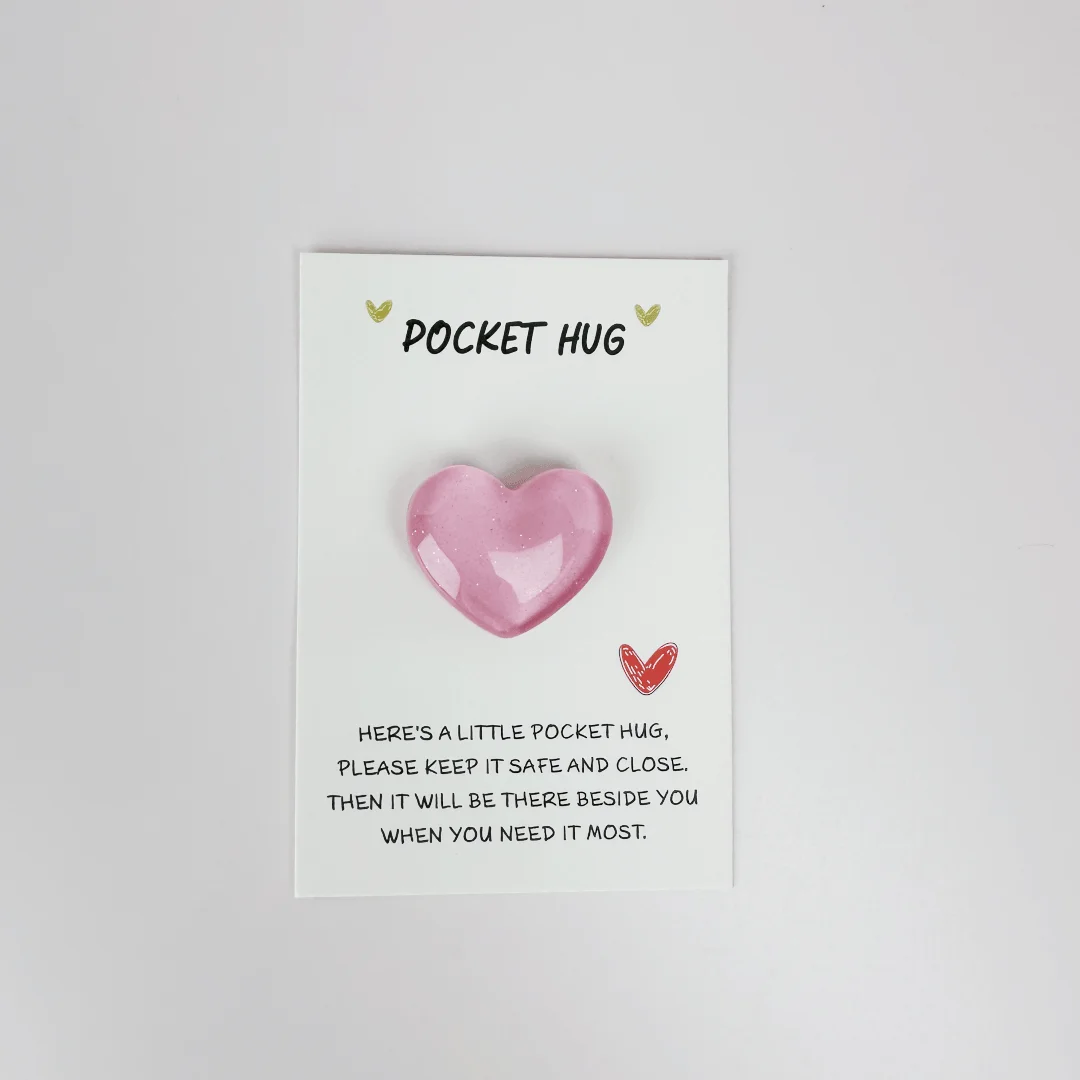 1/5 Stück niedliche kleine Herz-Taschenumarmung, dekorierte Taschenumarmung mit Ermutigungskarte, besonderer Geburtstag, Hochzeit, Party, Valentinstag – Detail 4
