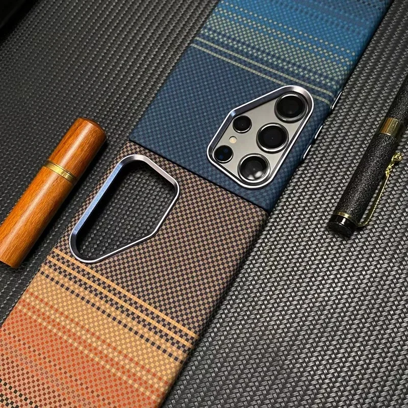 Sleek Carbon Fibre Texture Magnetic Phone Case - Shockproof, Wireless Charging Compatible, Durable Hard Shell Cover