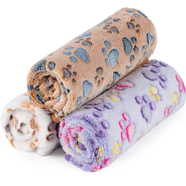 New Pet Blanket Cute Dog Paw Pattern Soft Fluffy Pet Mat High Quality Flannel Warm Comfortable Cartoon Blanket for Cat Dogs Gift 2