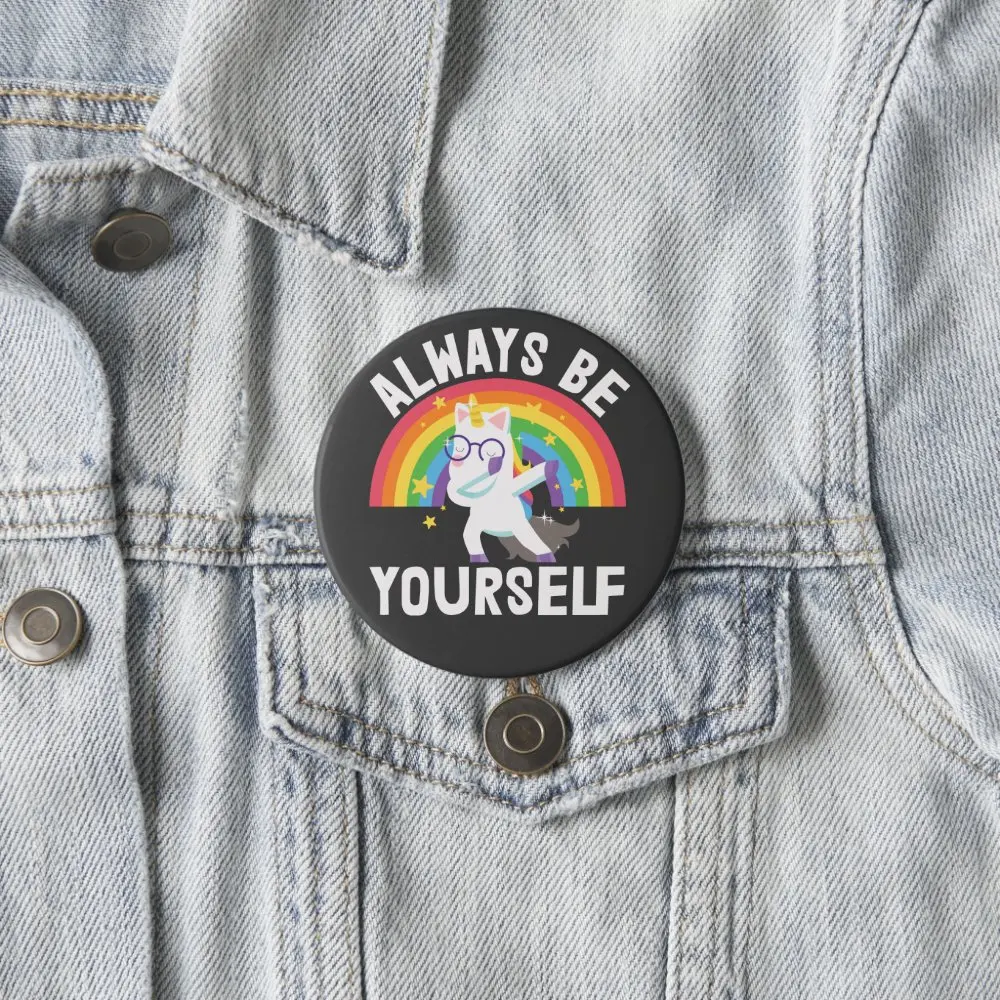 

Нагрудная булавка с радужным единорогом и надписью «Always Be Yourself»