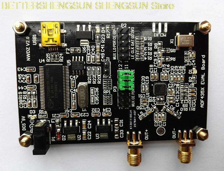 

ADF4350/ADF4351 board 35M-4.4G signal source Official PC software control Frequency hopping with point frequency