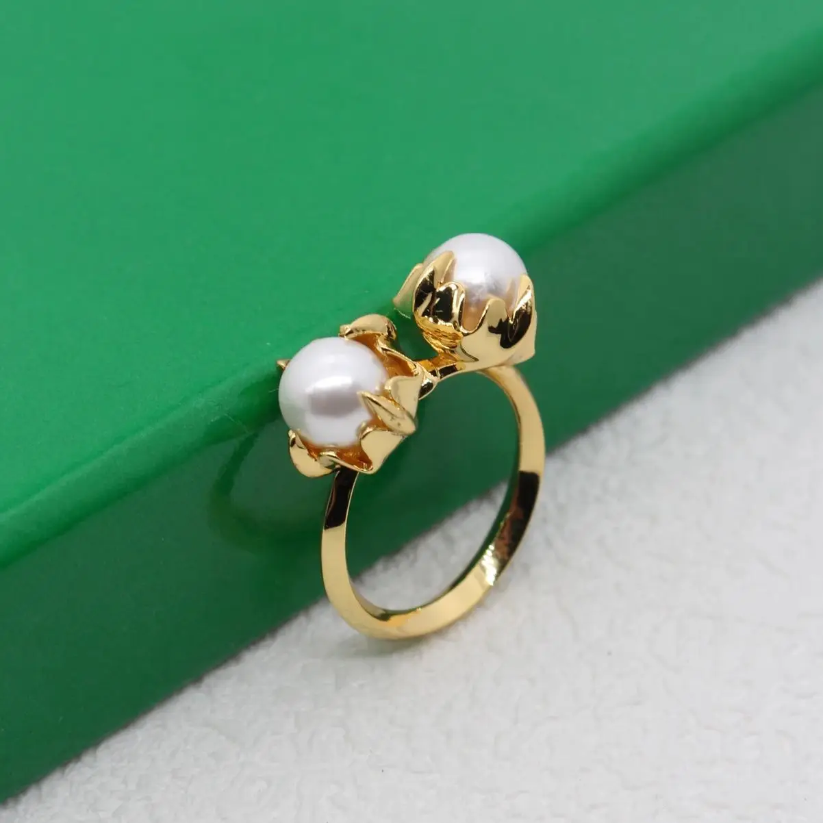 

Fashion Hot Designer Brand Gold Pearl Ring Women Luxury Boutique Jewelry Party Trend