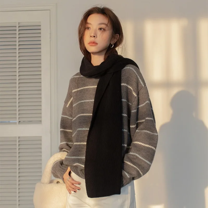 2025 Autumn Korean Striped O-neck Sweater for Women Casual Loose Knitted Top Elegant Long Sleeved Sweater Preppy Style Knitwear
