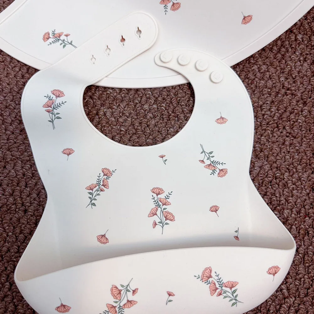 1PCS Baby Bibs Baby Flower Plate Animal Print Children's Bibs Girls Boys Adjustable Soft Silicone Bibs Baby Feeding Supplies 6