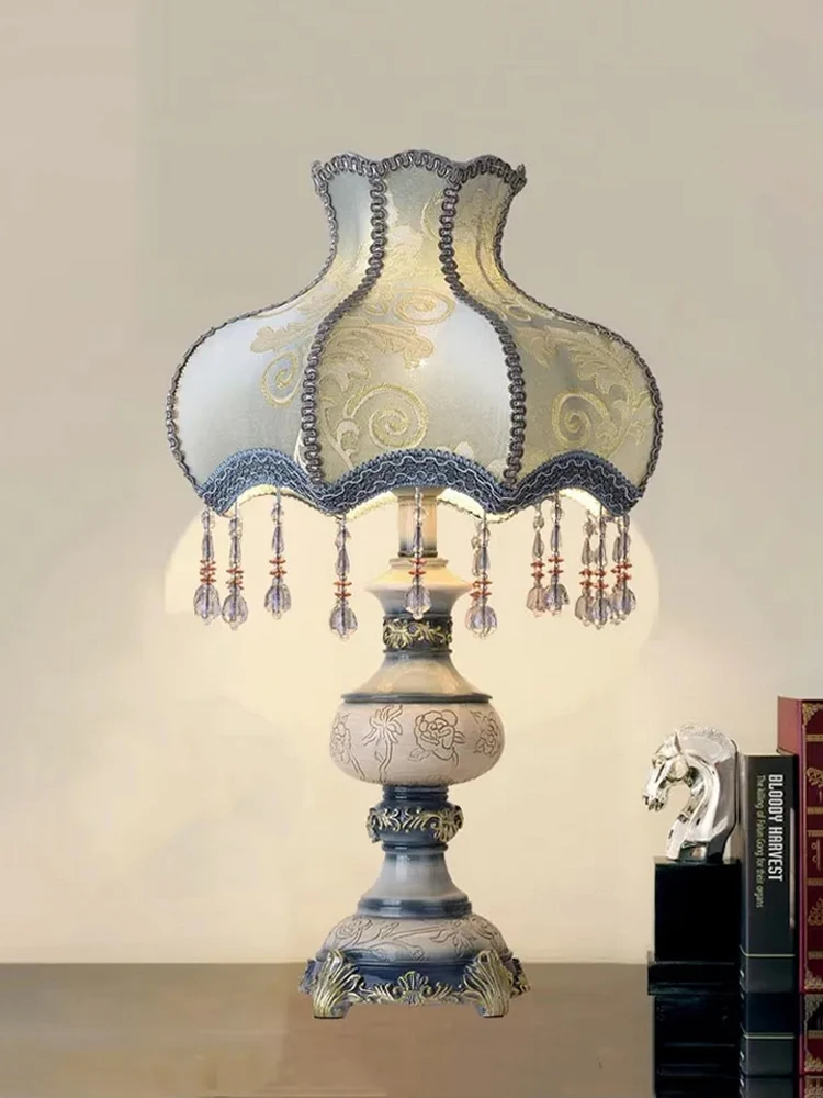 Lampada da Comodino Europea Creativa e Lussuosa Stile Americano Retrò