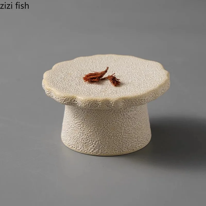 Creative Irregular Ceramic High Foot Dessert Plate Restaurant Dim Sum Plate Molecular Cuisine Display Specialty Tableware