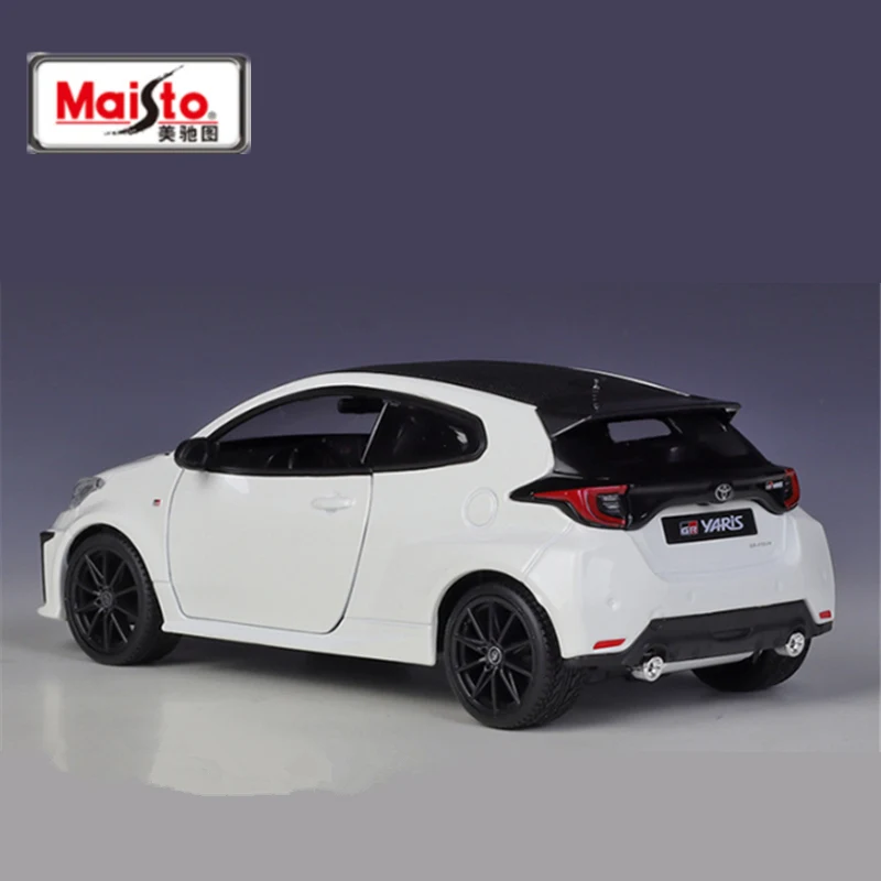 

Модель автомобиля Maisto 1/24 Toyota GR Yaris из сплава, литый под давлением Металлический Игрушечный Автомобиль, модель автомобиля, Коллекционная модель, детское Подарочное украшение