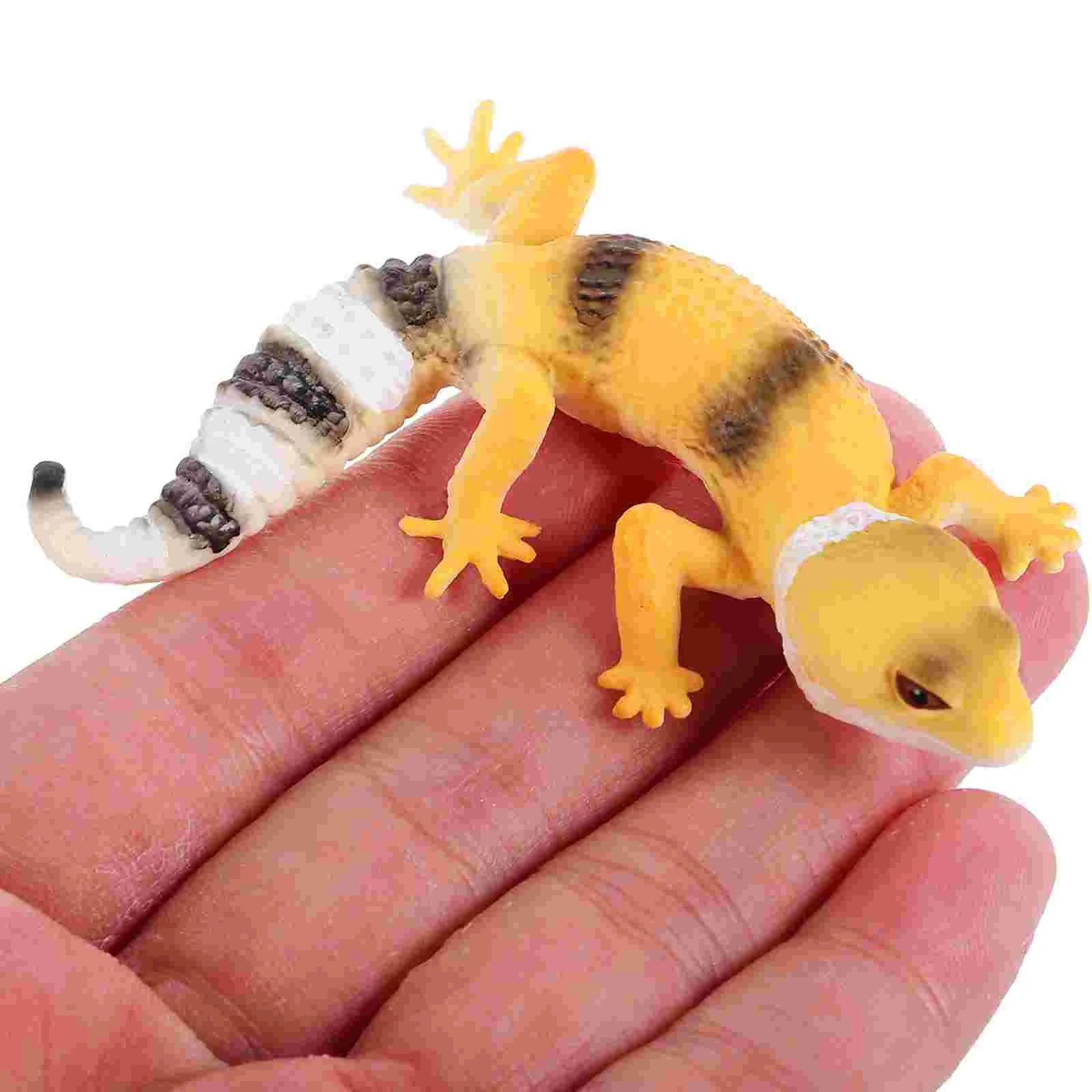 Рисунок 3 - Миниатюрные модели геккона