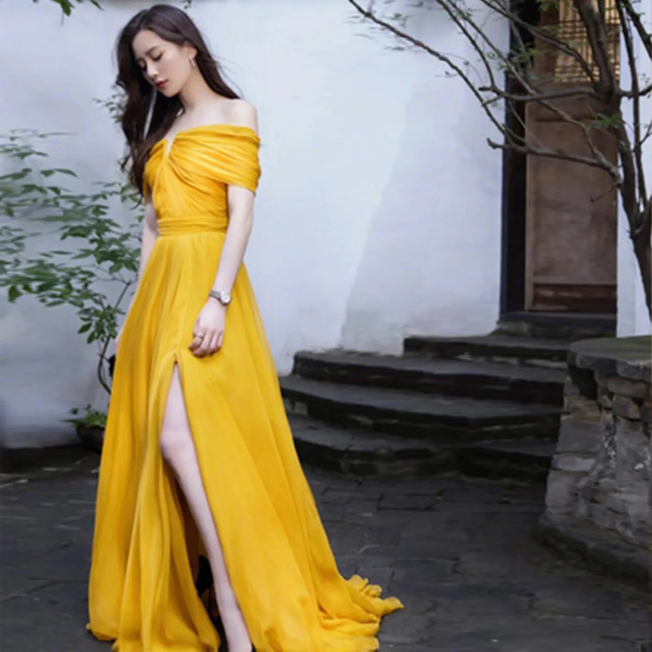 

Yellow Chiffon Prom Dresses Off The Shoulder Split Peats Formal Evening Gowns 2023 Elegant Women Night Party Robe Bridesmaid