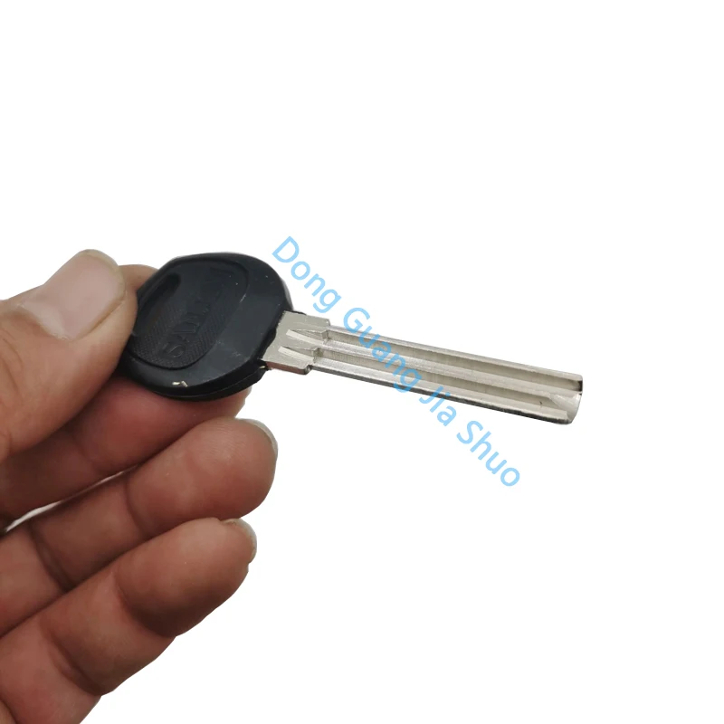 50pcs JS B215 Rubber handle key blank anti-theft door lock key blank straight edge half-crescent